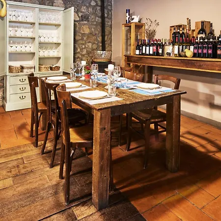 Cascina Mirandola Agroturismo *